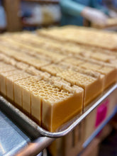 Load image into Gallery viewer, Oats and Honey | Shea Butter Soap