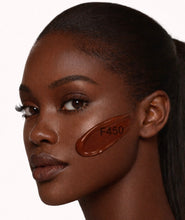 Load image into Gallery viewer, SYDONI HYDRA MATTE SOFT MATTE LIQUID FOUNDATION – Hydration Meets Matte Perfection 1.1 FL. OZ. 24 SHADES