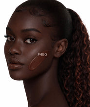 Load image into Gallery viewer, SYDONI HYDRA MATTE SOFT MATTE LIQUID FOUNDATION – Hydration Meets Matte Perfection 1.1 FL. OZ. 24 SHADES