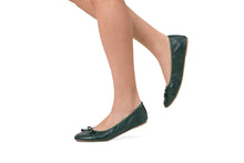 Load image into Gallery viewer, Premium Evergreen Flats