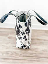 Load image into Gallery viewer, Rodeo Queen Tote