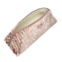Load image into Gallery viewer, Darling Joey Pouch