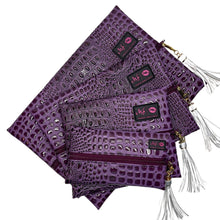 Load image into Gallery viewer, Bubble Gator Amethyst