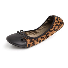 Load image into Gallery viewer, Premium Leopard Flats