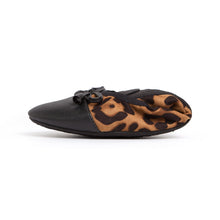 Load image into Gallery viewer, Premium Leopard Flats