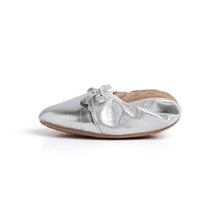 Load image into Gallery viewer, Premium Silver Flats